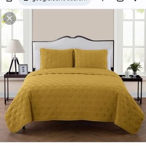 VCNY Kaleidoscope Lightweight 3 pc quilt set